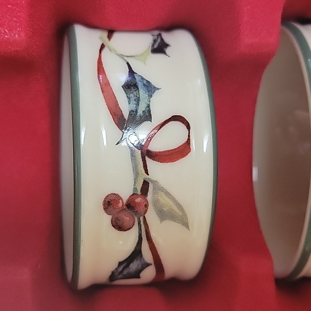 LENOX Napkin Holders Set of Four